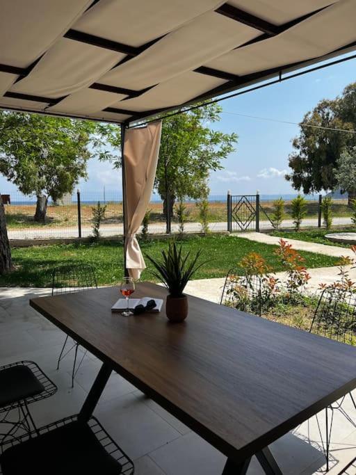•naiades Villas• Castalia• Holiday home Ladhario